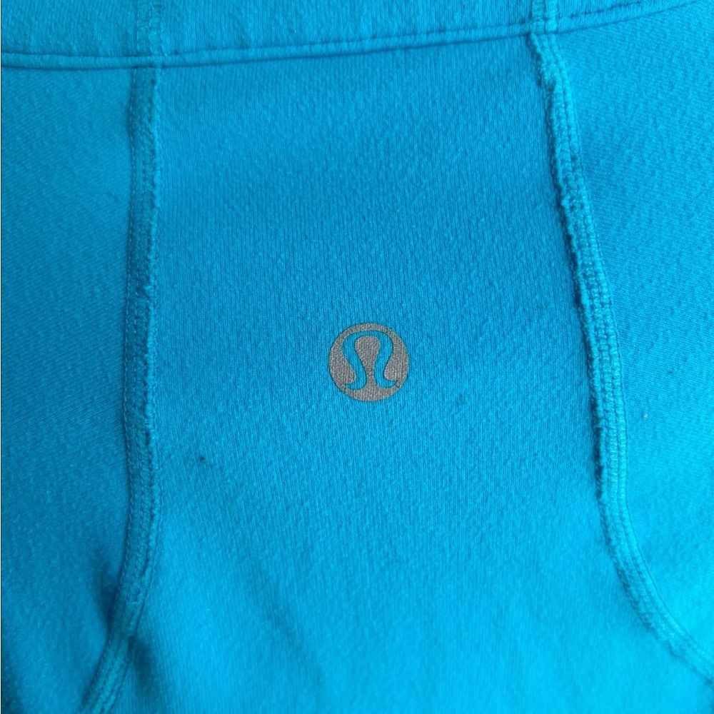 Lululemon Jacket - Picture 3 of 4